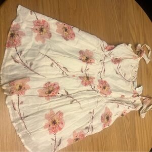 Urban Outfitters - NWT Floral Pink and White Romper - L